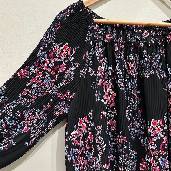 Roz & Ali flowy floral blouse 1X - Picture 7 of 7